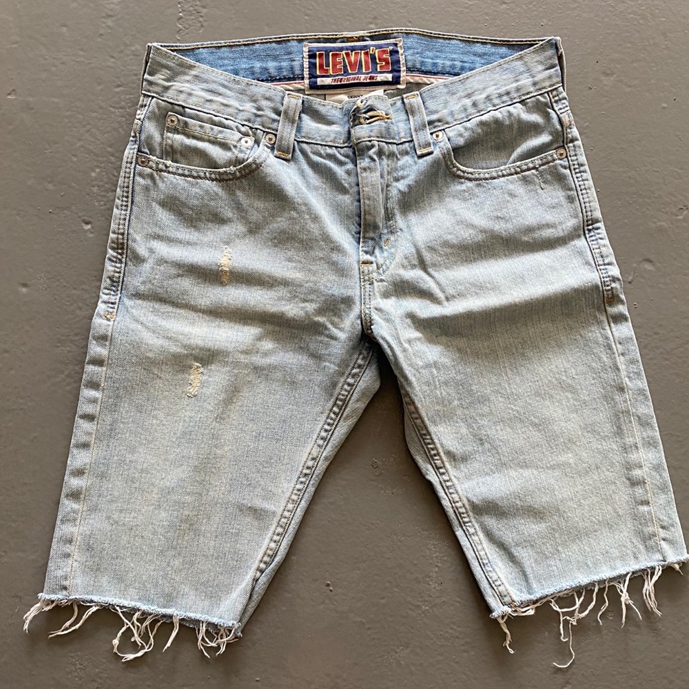 Levis Skinny Cut Off Shorts